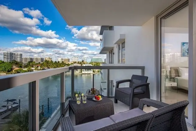 Premier Apart Daire, Kanal Manzaralı
