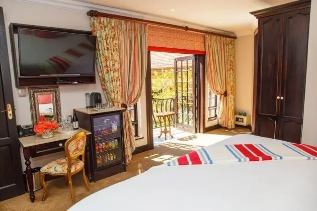 Deluxe Tek Büyük veya İki Ayrı Yataklı Oda