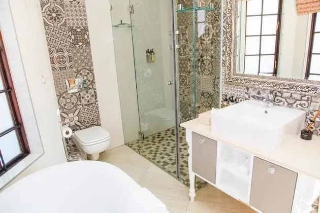 Deluxe Tek Büyük veya İki Ayrı Yataklı Oda
