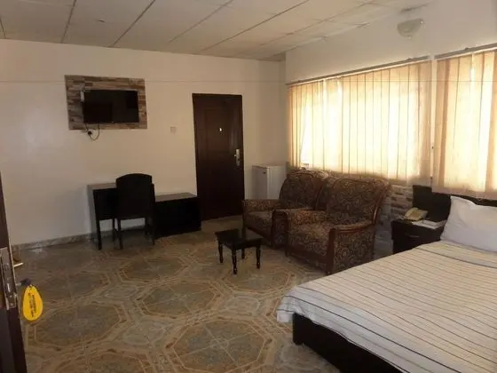 Executive Tek Büyük Yataklı Oda