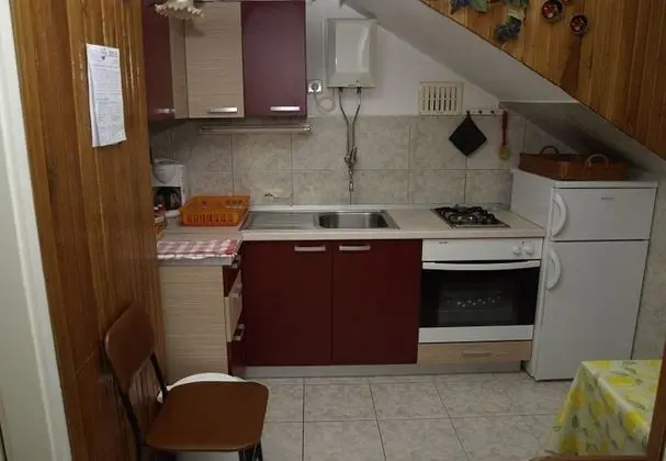 Apart Daire (Ivy - 300 m from beach - B2(5))