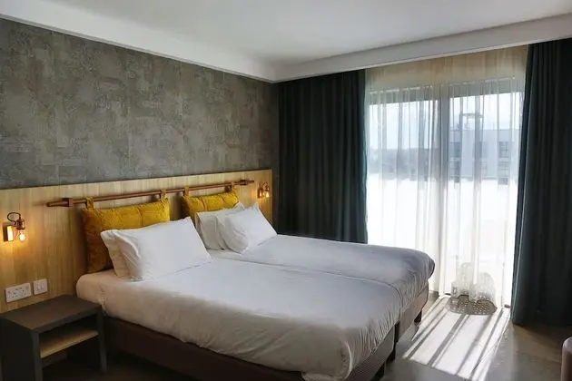 Deluxe Tek Büyük veya İki Ayrı Yataklı Oda, Balkon
