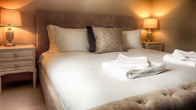 Deluxe Kır Evi, Özel Banyo, Bahçe Manzaralı (Ivy Cottage)