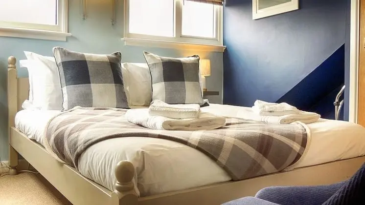 Deluxe Kır Evi, Özel Banyo, Bahçe Manzaralı (Ivy Cottage)