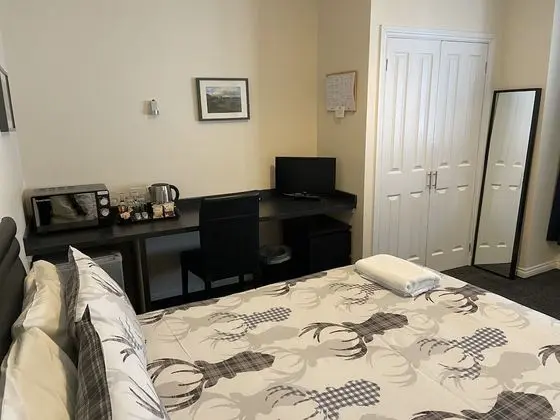 Comfort Tek Büyük Yataklı Oda