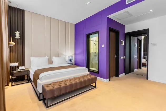 Comfort Tek Büyük veya İki Ayrı Yataklı Oda