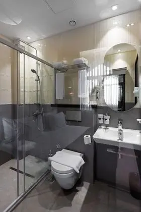 Comfort Tek Büyük veya İki Ayrı Yataklı Oda