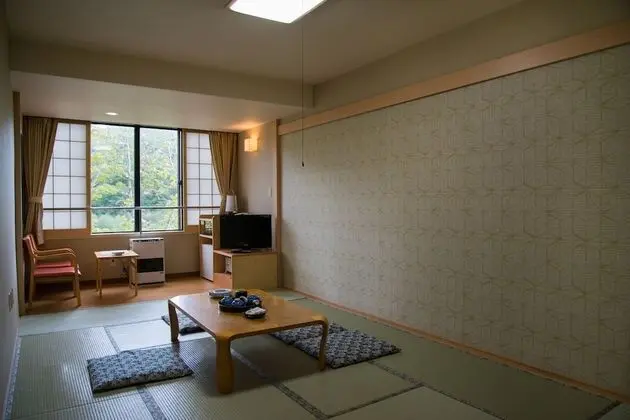 Traditional Dört Kişilik Oda (Japanese Style)