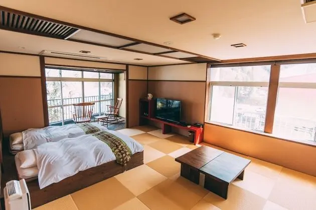 Oda, Dağ Manzaralı (Japanese Western Room)