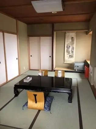 Standard Oda, Özel Banyo (Japanese Style)