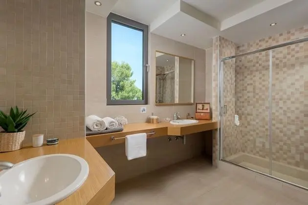 Villa, 4 Yatak Odası, Kişiye Özel Havuzlu