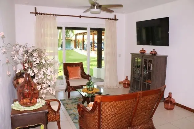 Exclusive Villa, 3 Yatak Odası, Havuz Manzaralı