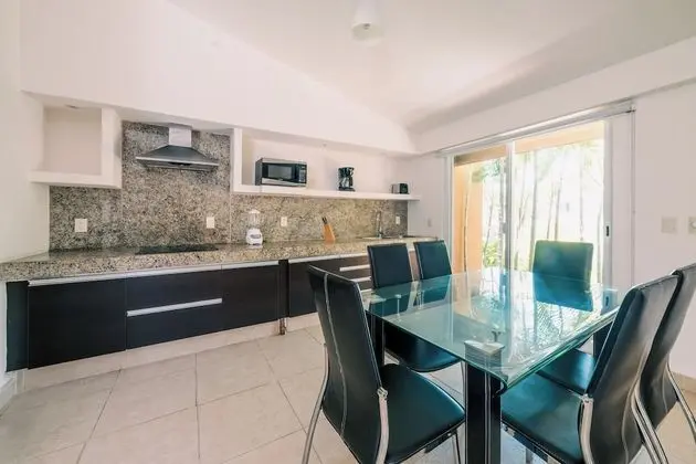 Standard Villa