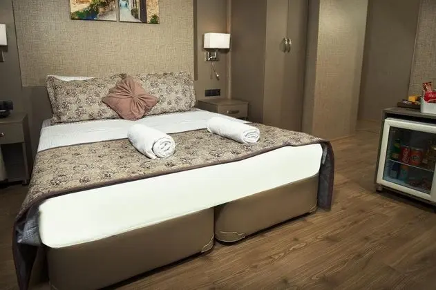 Standart Oda, Şehir Manzaralı
