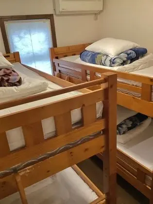 Dört Kişilik Oda, Sigara İçilmez (2 Bunk Beds)