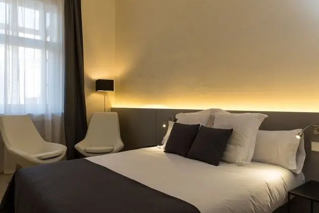 Tek Büyük veya İki Ayrı Yataklı Oda, Balkon