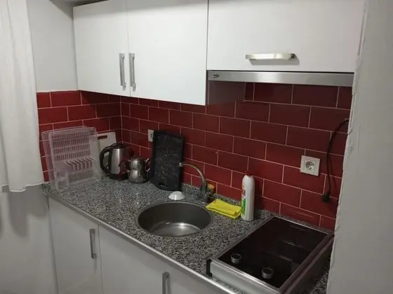 1+1 Daire, Manzarasız, Balkonsuz