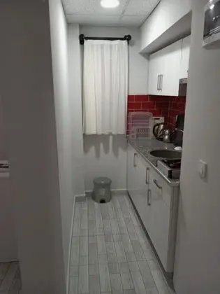 1+1 Daire, Manzarasız, Balkonsuz