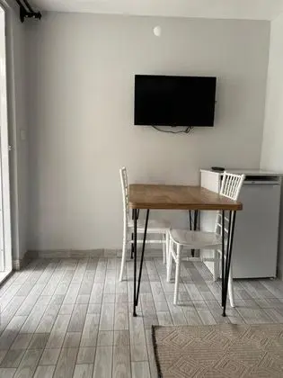 Apart 1+1 Oda, Manzarasız, Giriş Katı