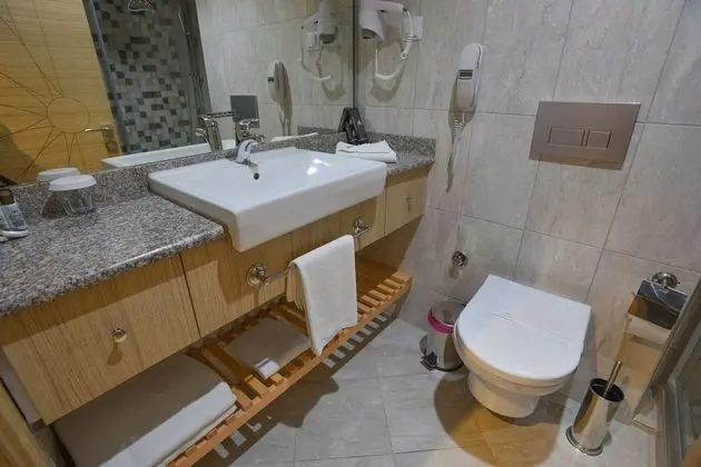 Tek Büyük Yataklı Oda