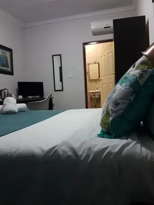 Tek Büyük Yataklı Oda, Bahçe Manzaralı