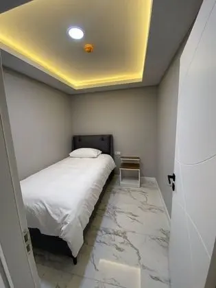 JAKUZİLİ SÜİT