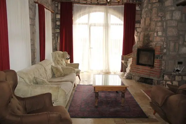 Mimoza Villa