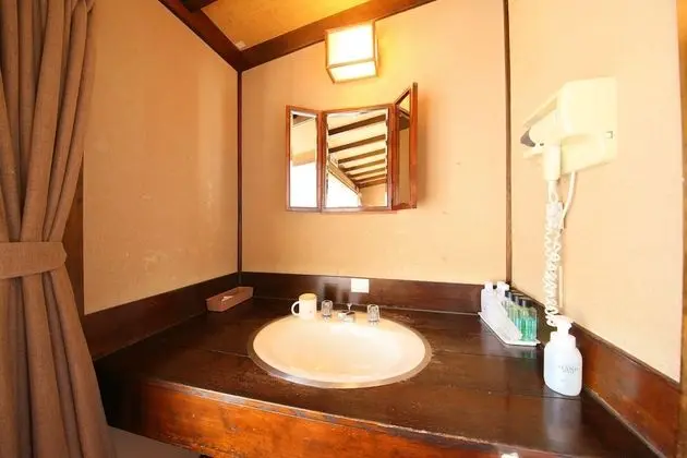 Standard Oda, Ortak Banyo (Japanese Style)