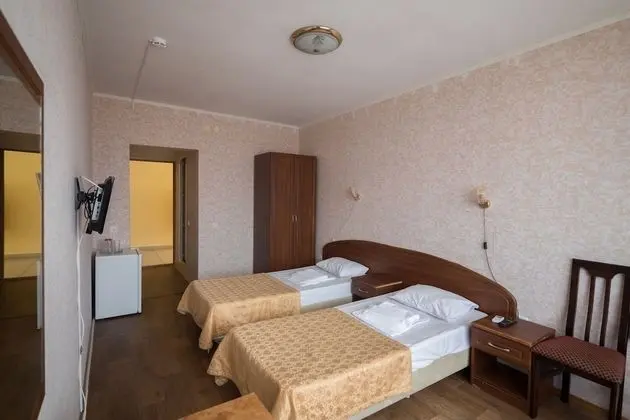 Family Tek Büyük veya İki Ayrı Yataklı Oda