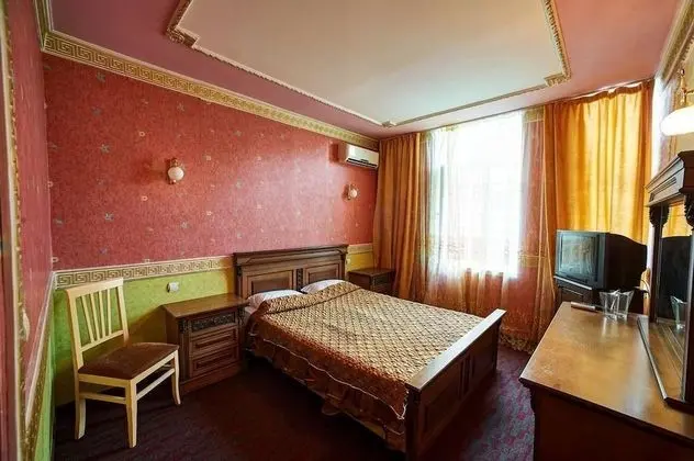 Tek Büyük veya İki Ayrı Yataklı Oda