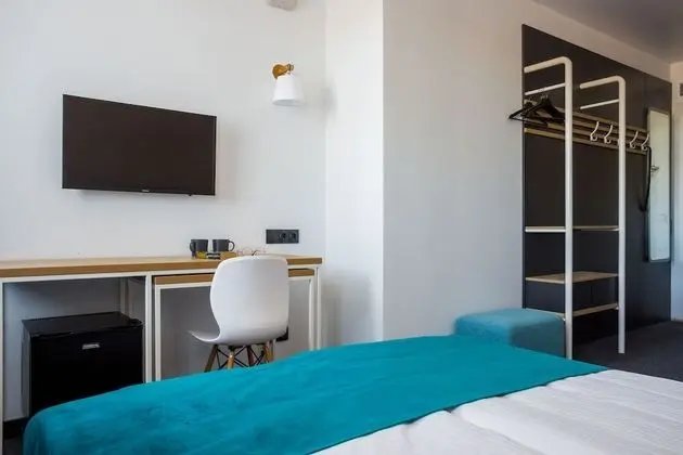 Comfort Tek Büyük veya İki Ayrı Yataklı Oda