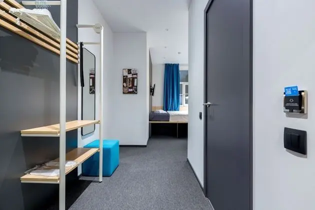 Standard Tek Büyük Yataklı Oda