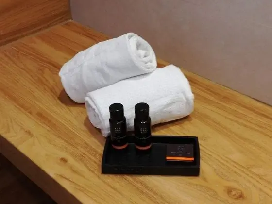 Büyük Yataklı Tek Kişilik Oda