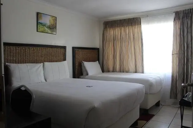 Family Room, 1 Bedroom