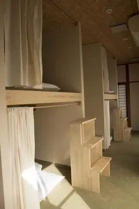 Ortak Ranzalı Oda, Karma Ranzalı Oda (8-bed)