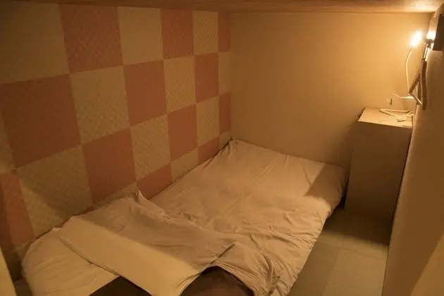 Ortak Ranzalı Oda, Sadece kadınlar için (6-bed)
