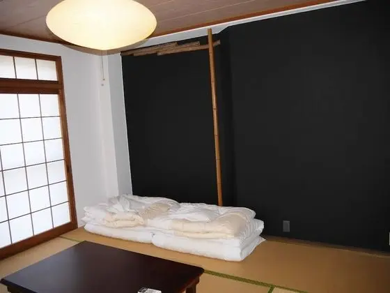 İki Ayrı Yataklı Oda, Ortak Banyo (Japanese Style)
