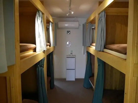 Ortak Ranzalı Oda, Karma Ranzalı Oda, Ortak Banyo (Bed in 8 Bed)
