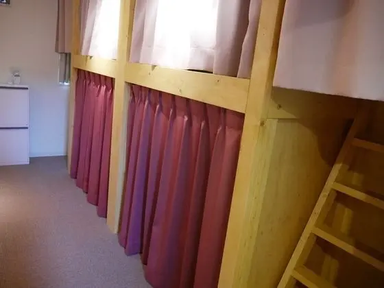 Ortak Ranzalı Oda, Sadece kadınlar için, Ortak Banyo (Bed in 8 bed)