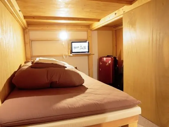 Ortak Ranzalı Oda, Sadece kadınlar için, Ortak Banyo (Bed in 8 bed)