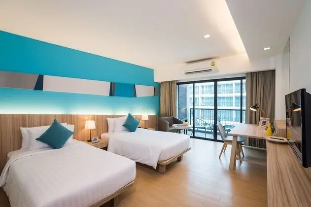 Deluxe City View Twin