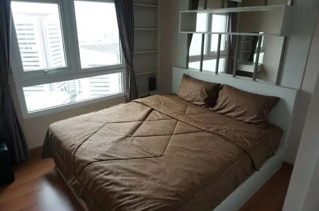 One Bedroom Apartment