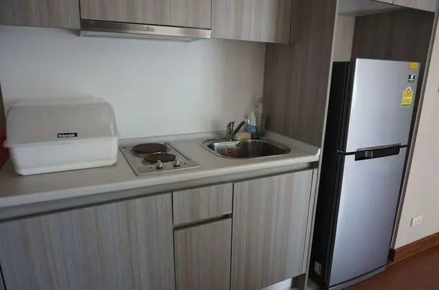 One Bedroom Apartment