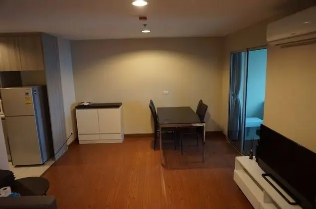 One Bedroom Apartment