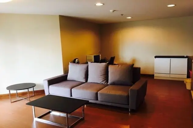 One Bedroom Apartment