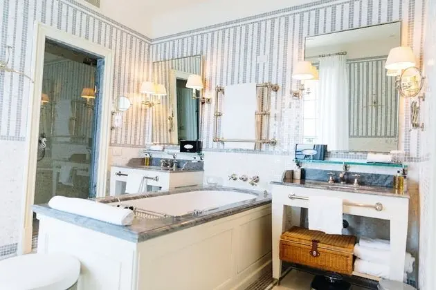 Çatı Katı Süiti (Penthouse) (JK)