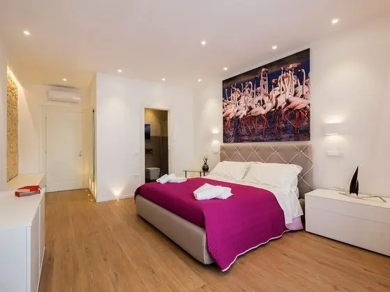 Tek Büyük Yataklı Oda, Balkon