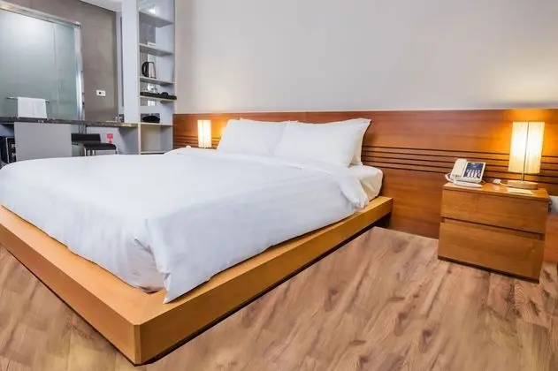 Deluxe Tek Büyük Yataklı Oda