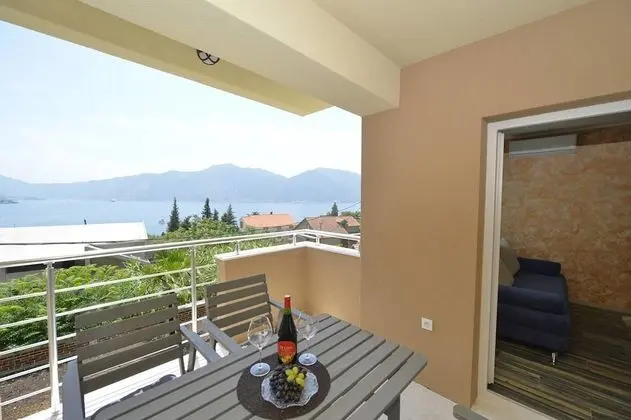 Apart Daire, 1 Yatak Odası, Teras, Deniz Manzaralı