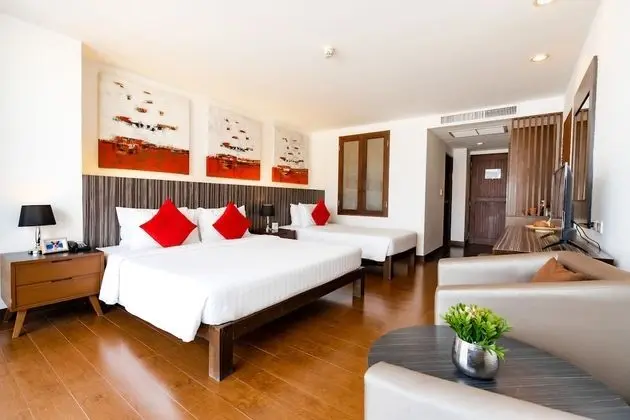 Deluxe Üç Kişilik Oda